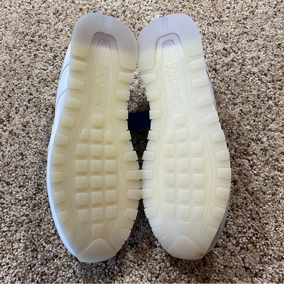 Reebok Classic Harman Run S “PRIDE" RAINBOW/WHITE, Porcelain - Picture 9 of 12